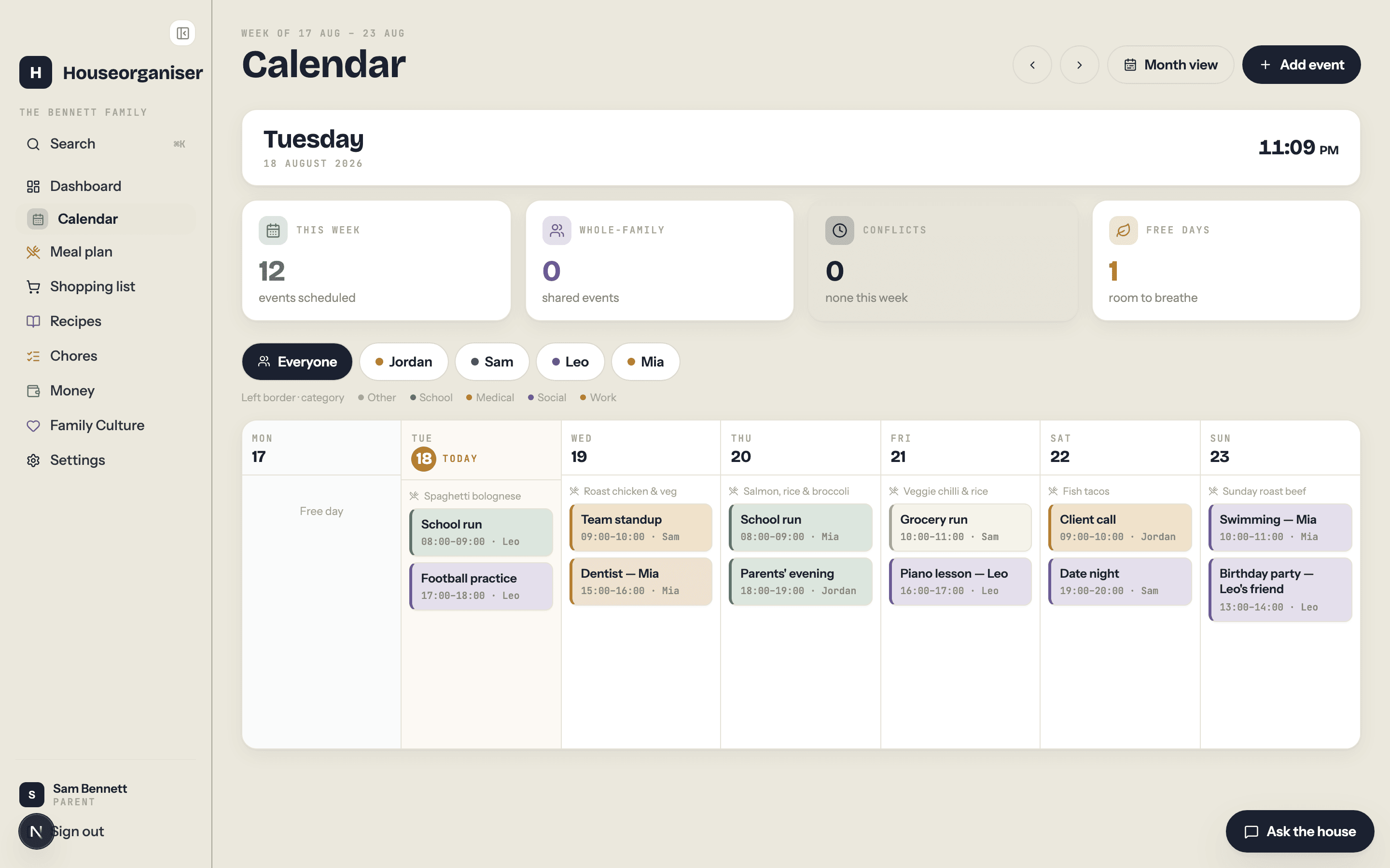 One calendar, everyone's plans — screenshot
